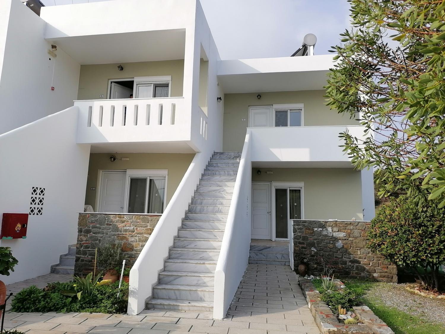 Tselios Apartments & Studios Киотари Стая снимка